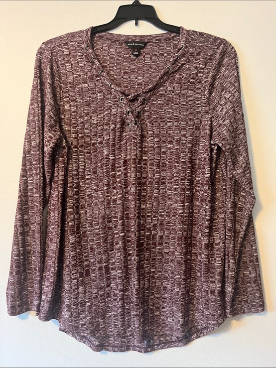 Rock & Republic Tops - Rock & Republic Plum Heather Lace-Up Long Sleeve Top